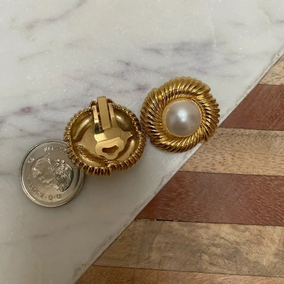 Vintage - 1980s Gold and Faux Pearl Clip-on Earrings - Picture 2 of 3